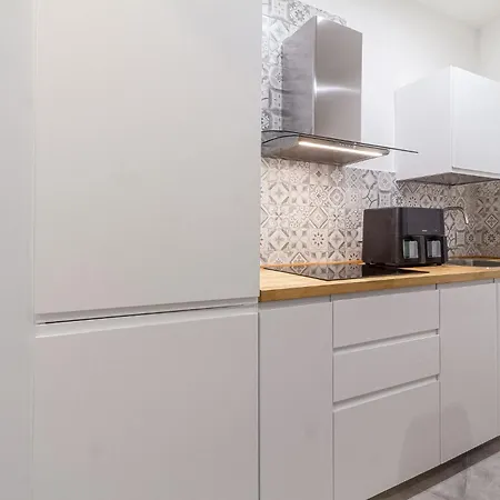 Гостевой дом Nuras - L'azzurra - Double Bedrooms Private Bathroom And Seaview Solarium 3*