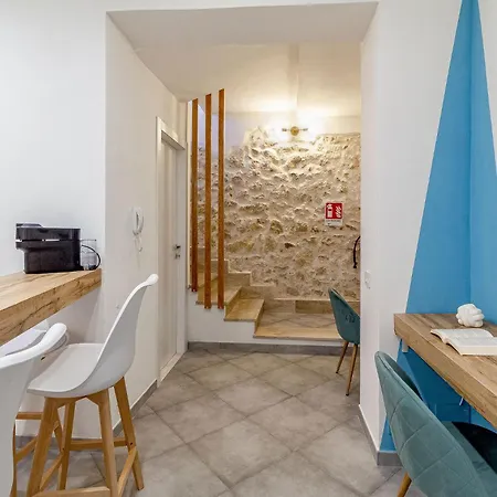 Nuras - L'azzurra - Double Bedrooms Private Bathroom And Seaview Solarium 索尔索