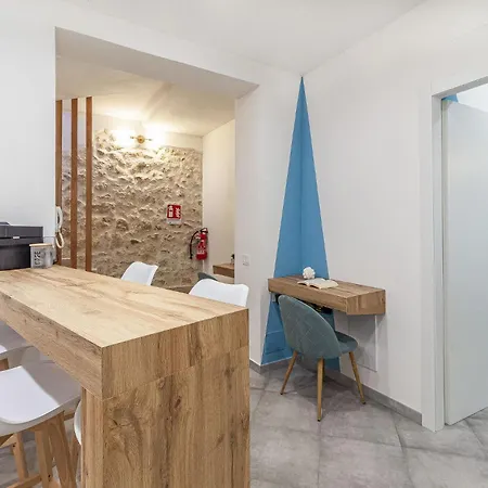Nuras - L'azzurra - Double Bedrooms Private Bathroom&seaview Solarium