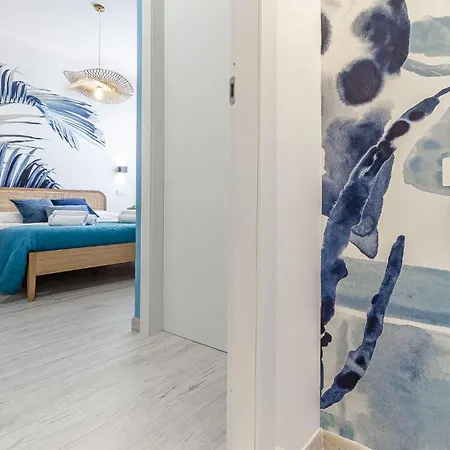 Nuras - L'azzurra - Double Bedrooms Private Bathroom And Seaview Solarium 3* 索尔索