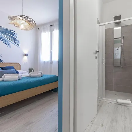 Nuras - L'azzurra - Double Bedrooms Private Bathroom And Seaview Solarium 3*