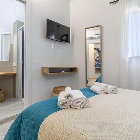 Nuras - L'azzurra - Double Bedrooms Private Bathroom&seaview Solarium