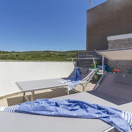 Nuras - L'azzurra - Double Bedrooms Private Bathroom And Seaview Solarium